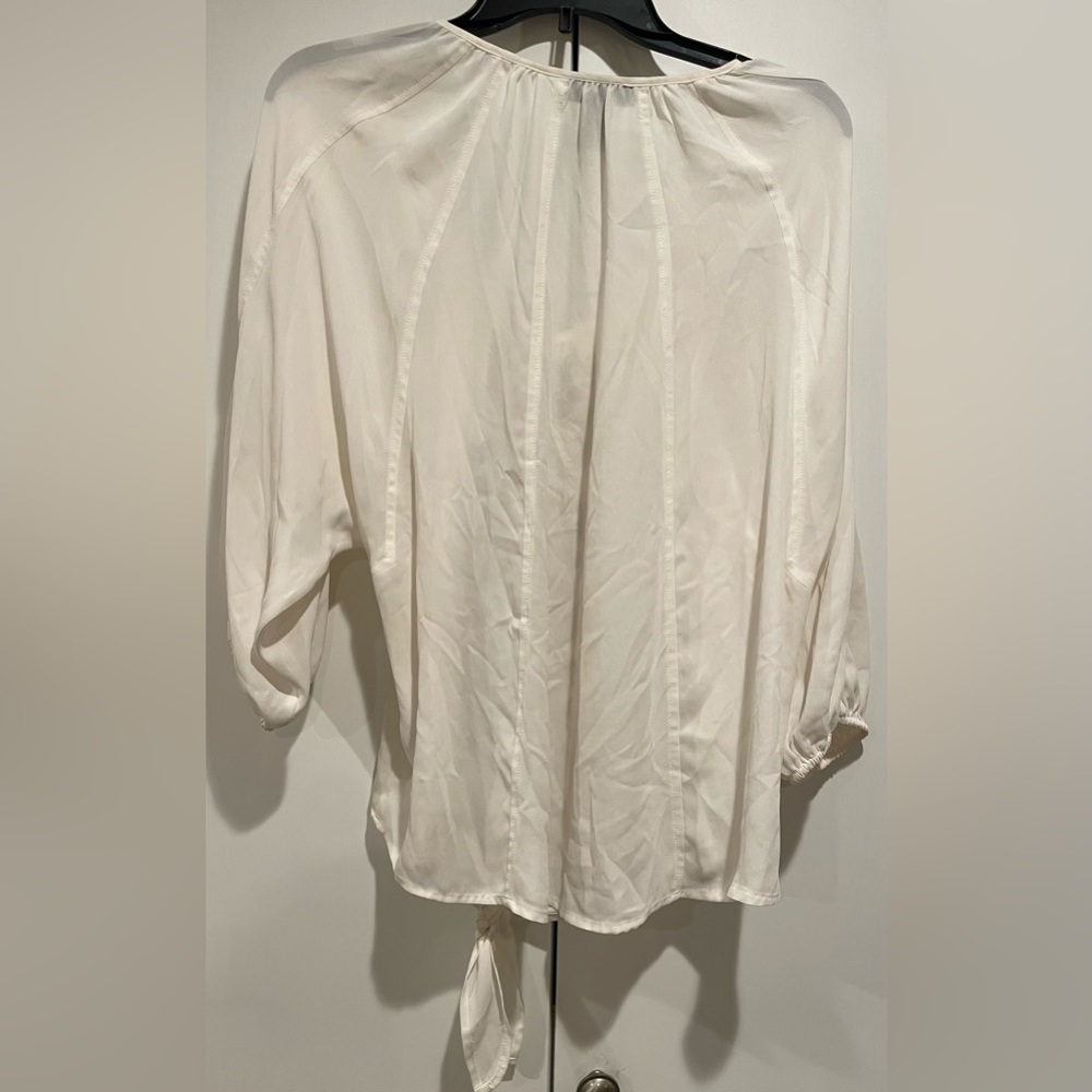 Like New Style & Co Cream Boho Blouse With Embroidery and Tie Front Size Large - Picture 3 of 4